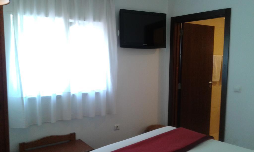 Hotel Tic Tac Браганса Экстерьер фото