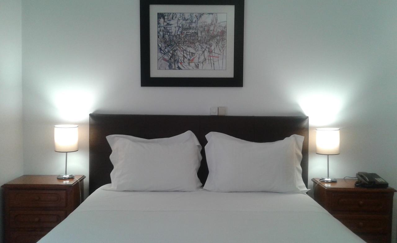 Hotel Tic Tac Браганса Экстерьер фото